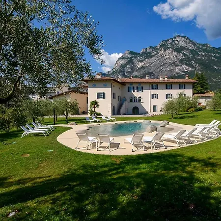 Aparthotel Borgo San Nazzaro