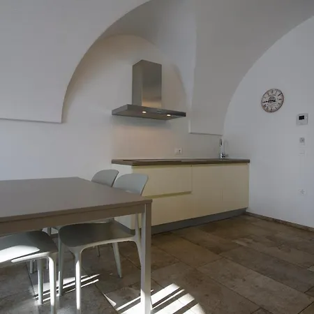 Lejlighedshotel Borgo San Nazzaro