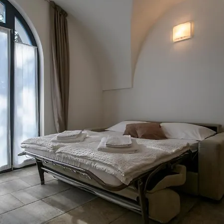 Borgo San Nazzaro 2* Riva del Garda